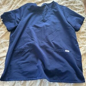 Figs navy 2 pocket top XXL